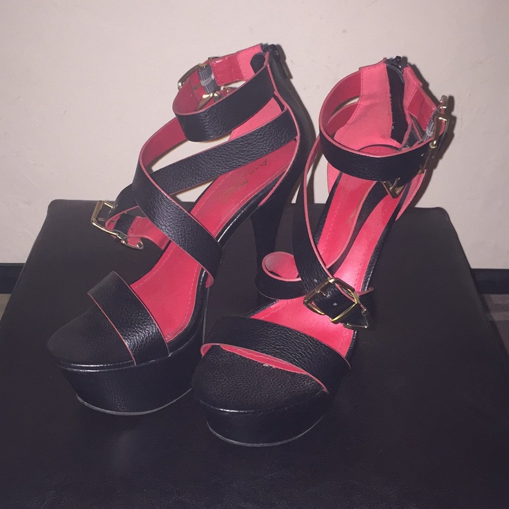 Women’s Shoes